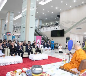 แผนกอุบัติเหตุและฉุกเฉิน ร่วมประกอบพิธีทำบุญตักบาตร ประจำปี 2569 KCM_0302_0_0